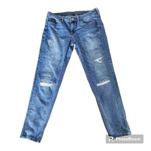 ✨️MOVING SALE!✨️ WHBM distressed girlfriend jeans